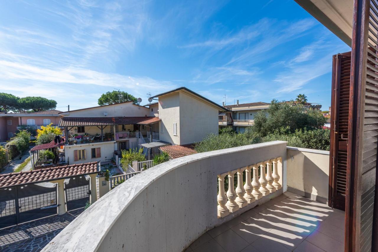 Residenza Tirrenia By Mmega Marina di Massa Exterior foto